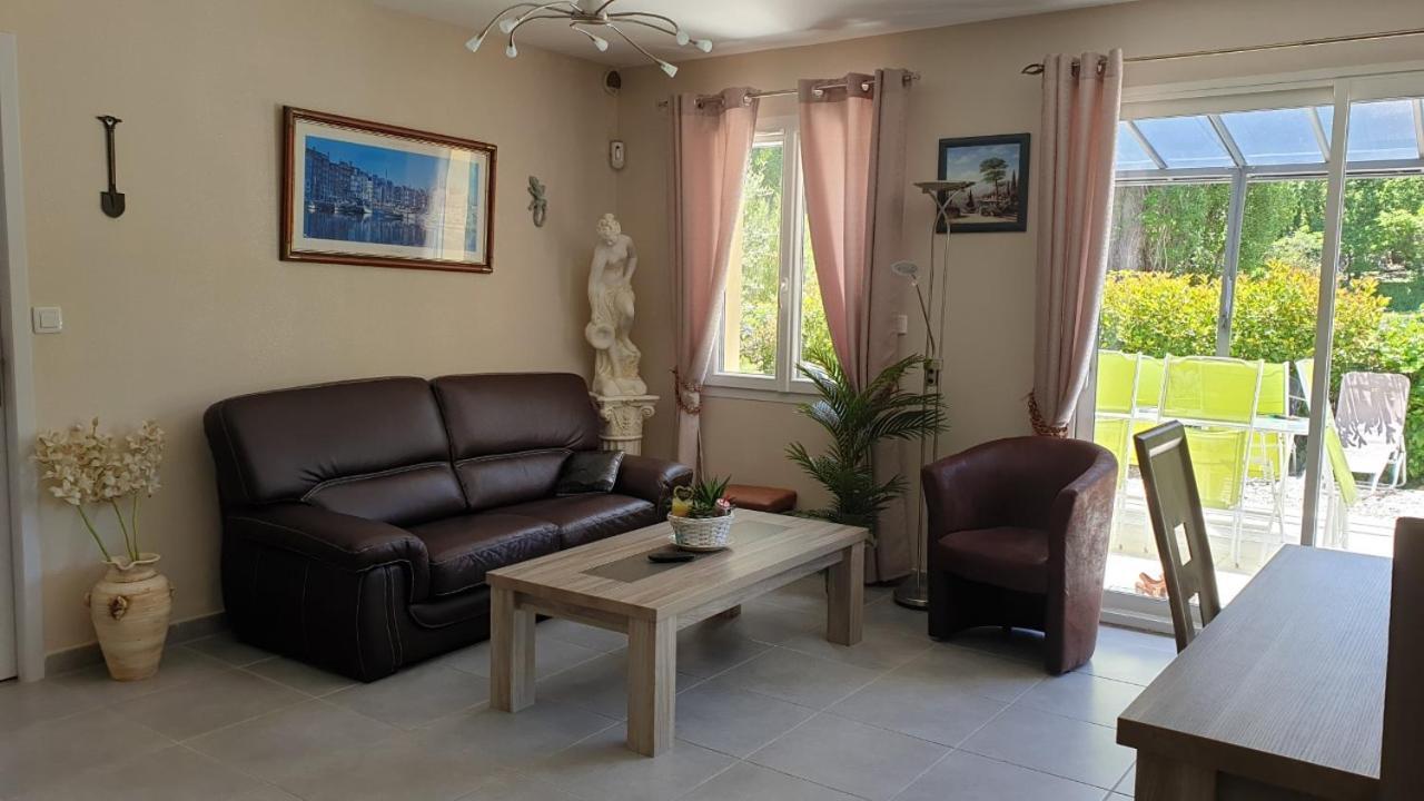 Villa Entrechaux Luaran gambar